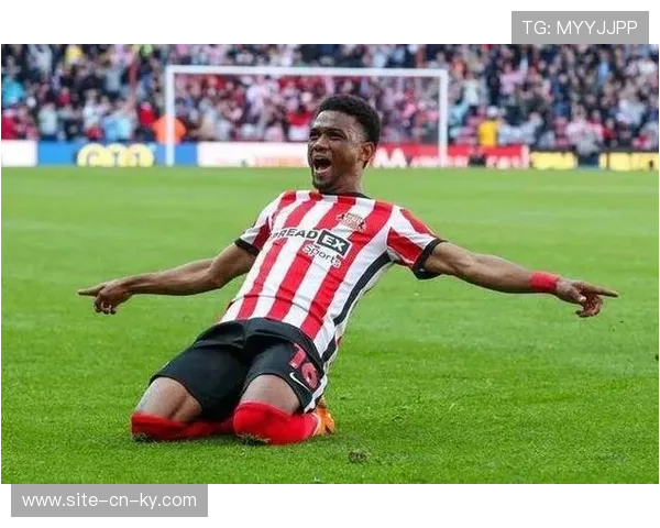 诺丁汉森林主场险胜狼队 保级压力下展现韧性